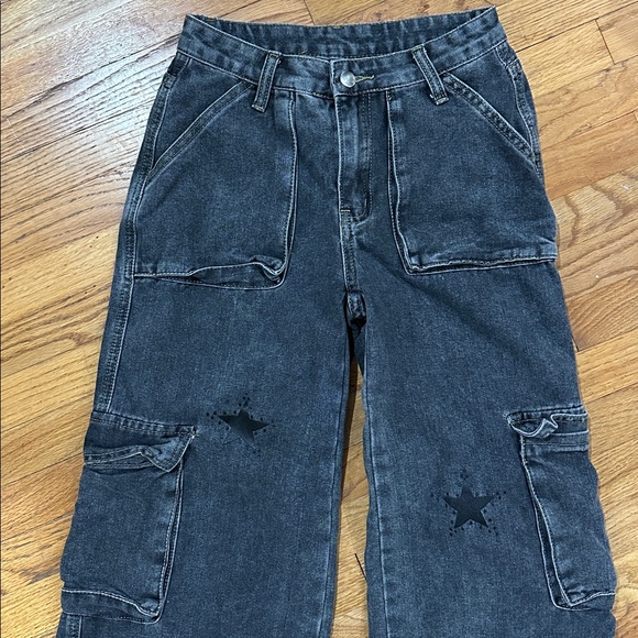 Teen Dark Gray Wide Leg Cargo Jeans Star Print XS - Picture 3 of 15